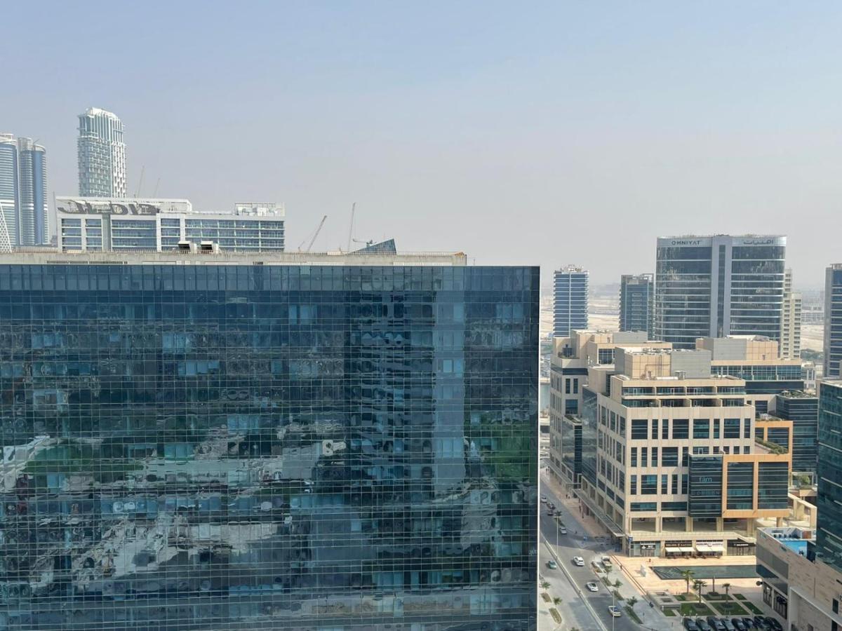 شقة Magnificent - Damac Distinction Downtown دبي المظهر الخارجي الصورة