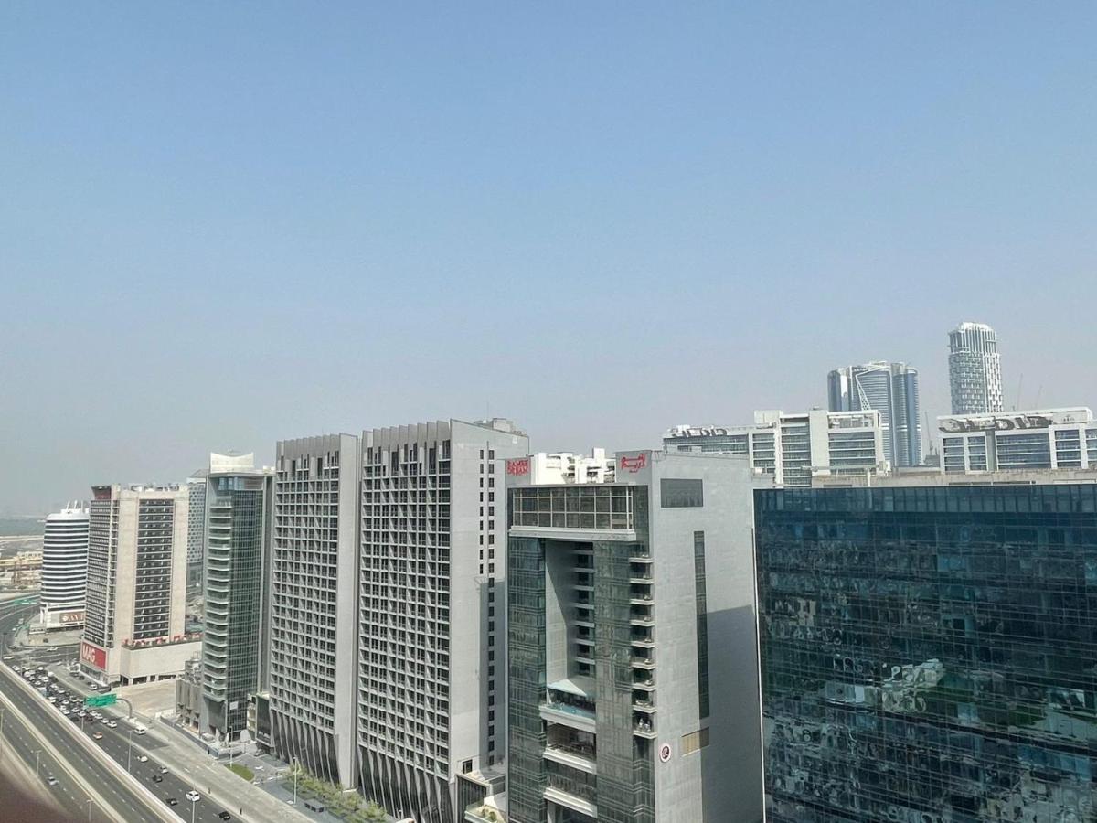شقة Magnificent - Damac Distinction Downtown دبي المظهر الخارجي الصورة